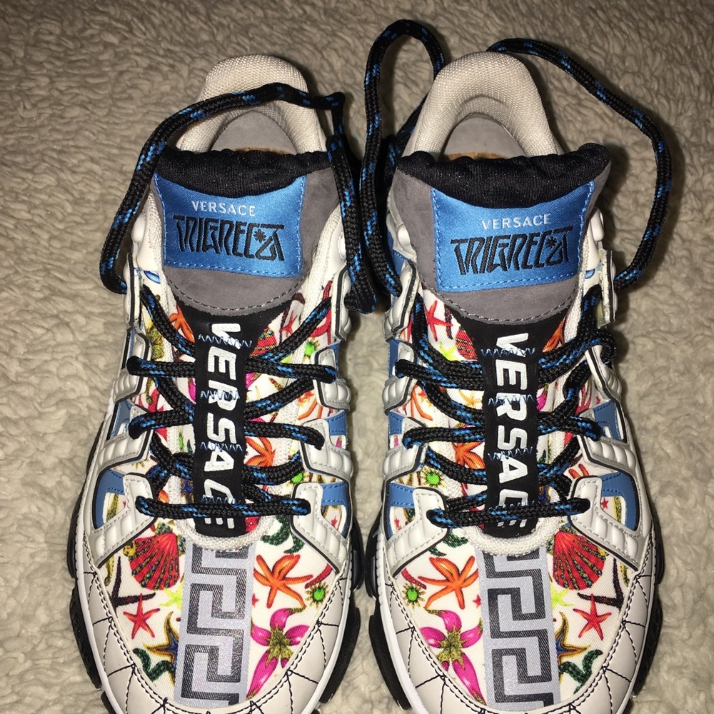 Versace - Picture 4 of 16